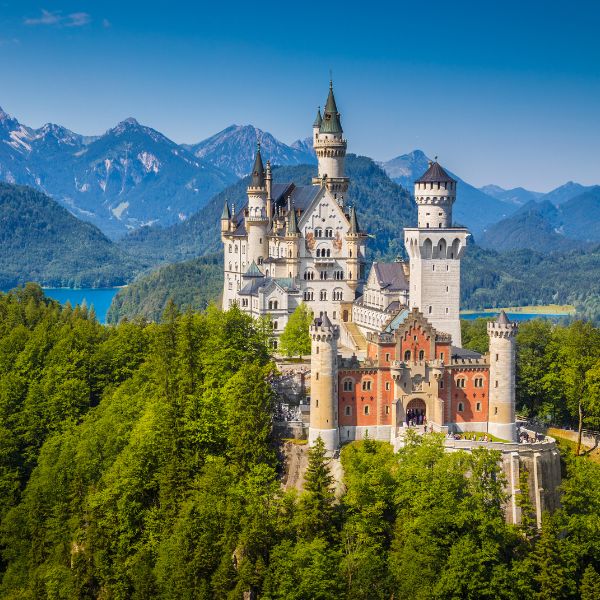 Neuschwanstein Castle: King Ludwig